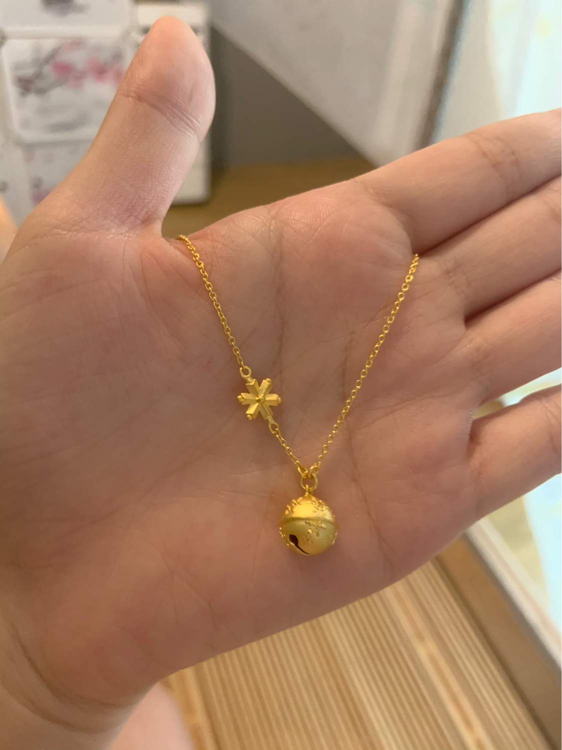 周大福游乐场系列圣诞雪花铃铛足金黄金项链吊坠工费378元计价f206061